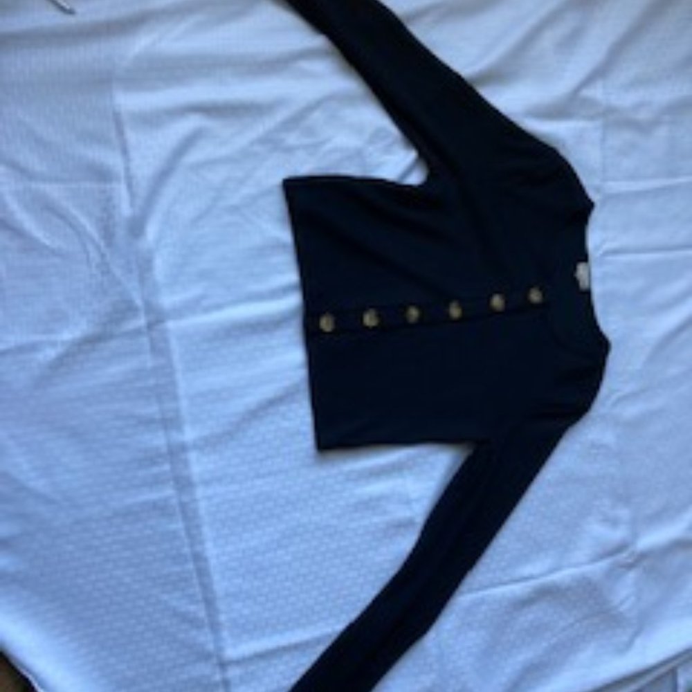 Black Cropped Long-sleeve